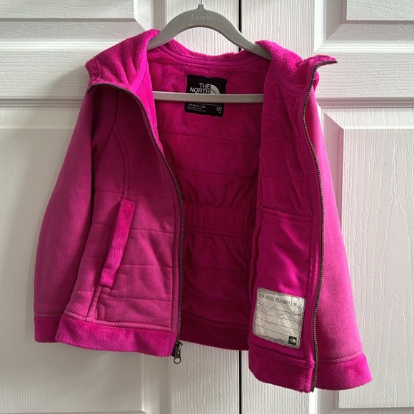 Fitted North Face Jacket - Picture 3 of 3